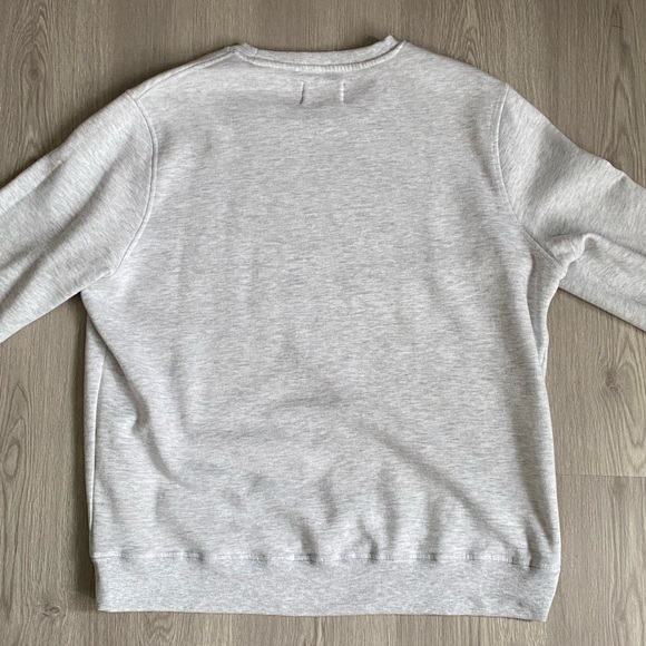 Oversized Light Grey Crewneck Sweater - Picture 3 of 3